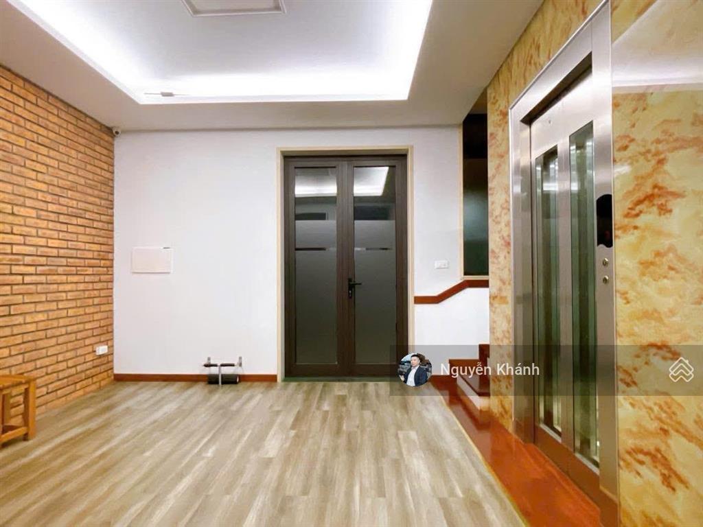 Bán nhà lô góc đặng xuân bảng  240m  mt 28m  5 tầng  thang máy  đối diện trường quốc tế