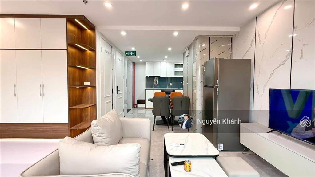 Chỉ nhỉnh 8 tỷ  căn hộ hei tower ngụy như kon tum 100m  3pn 2wc  full nội thất  sổ đỏ