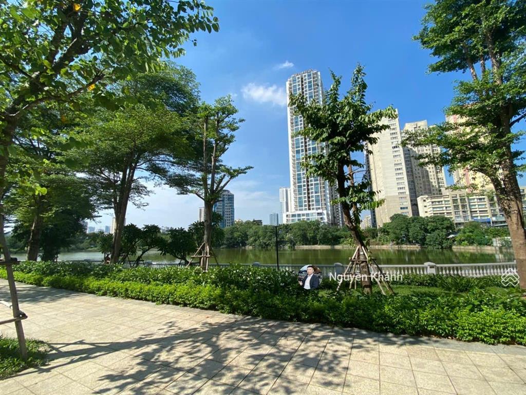 Hàng hiếm. biệt thự vinhomes green bay mễ trì view hồ 8ha  148m2  6 tầng  khu sống đẳng cấp