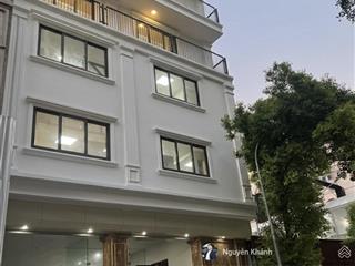 Mặt phố tô ngọc vân  tây hồ  100m2  mặt tiền 8m  8 tầng thang máy  nhỉnh 70 t