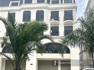 Liền kề hinode royal park 188m2, mt 10.5m, 3 mặt thoáng, 5 tầng, 37 tỷ thương lượng