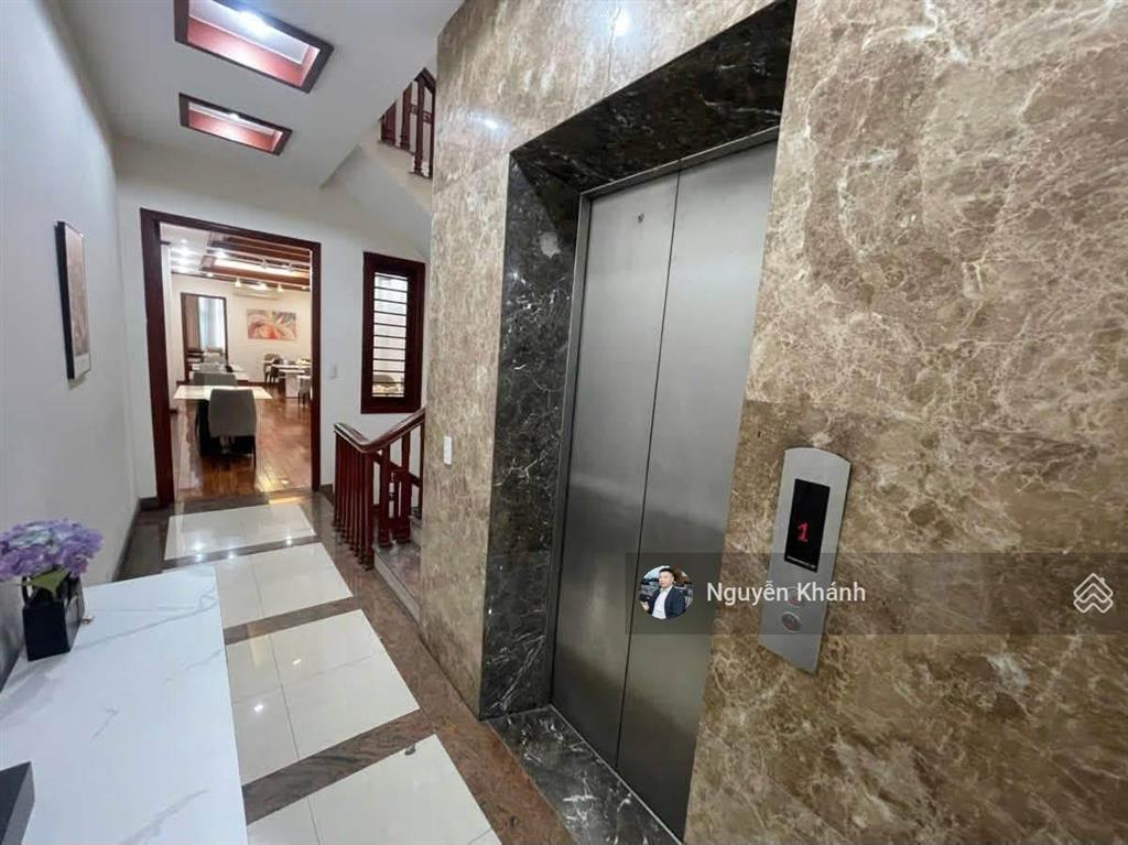 Mặt phố bạch mai 116m  7 tầng thang máy  dòng tiền 150 triệu/tháng  5x tỷ