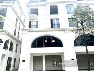 Bán gấp căn góc hinode royal park 205m2  mt 11.5m  5 tầng  3 mặt thoáng giá chỉ hơn 100tr/m2