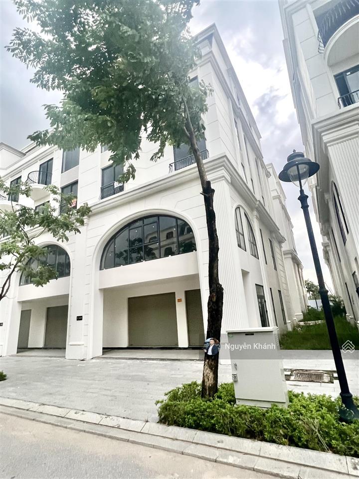 Liền kề hinode royal park 188m2, mt 10.5m, 3 mặt thoáng, 5 tầng, 37 tỷ thương lượng