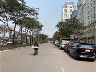 Bán tòa văn phòng mỹ đình  mễ trì, lô góc 3 thoáng, vỉa hè ô tô tránh, 100m x 7t, 32 tỷ.0978 996 ***