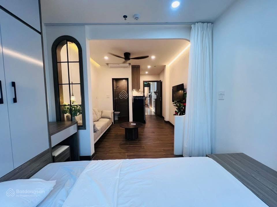 Bán tòa nhà cạnh ngoại giao đoàn, 90m2, 7 tầng tm, ngõ oto, thuê 100tr  view đại sứ quán. 22,5 tỷ