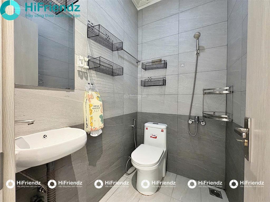 Q2 studio full nt ban công lớn | đầy đủ tiện nghi