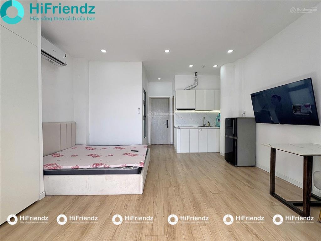 Q2 studio full nt ban công lớn | đầy đủ tiện nghi