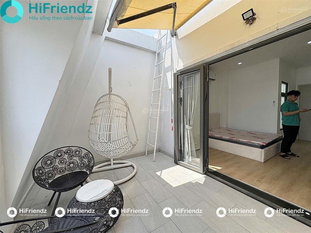 Q2 studio full nt ban công lớn | đầy đủ tiện nghi
