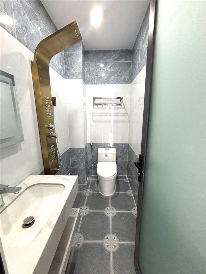Nhà mới đẹp full nội thất dọn vào ở ngay giá chỉ 6.x tỷ