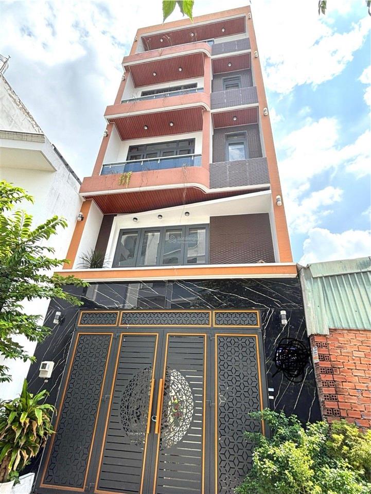 Nhà mới đẹp full nội thất dọn vào ở ngay giá chỉ 6.x tỷ