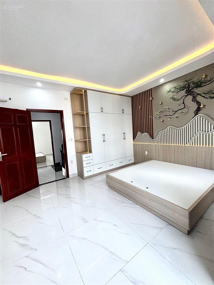 Nhà mới đẹp full nội thất dọn vào ở ngay giá chỉ 6.x tỷ