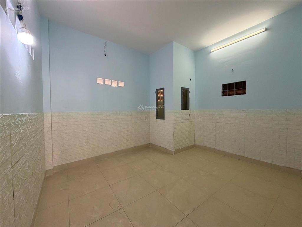 Hẻm 6m thông  2 ô tô né nhau  2 tầng  50m² chỉ hơn 4 tỷ