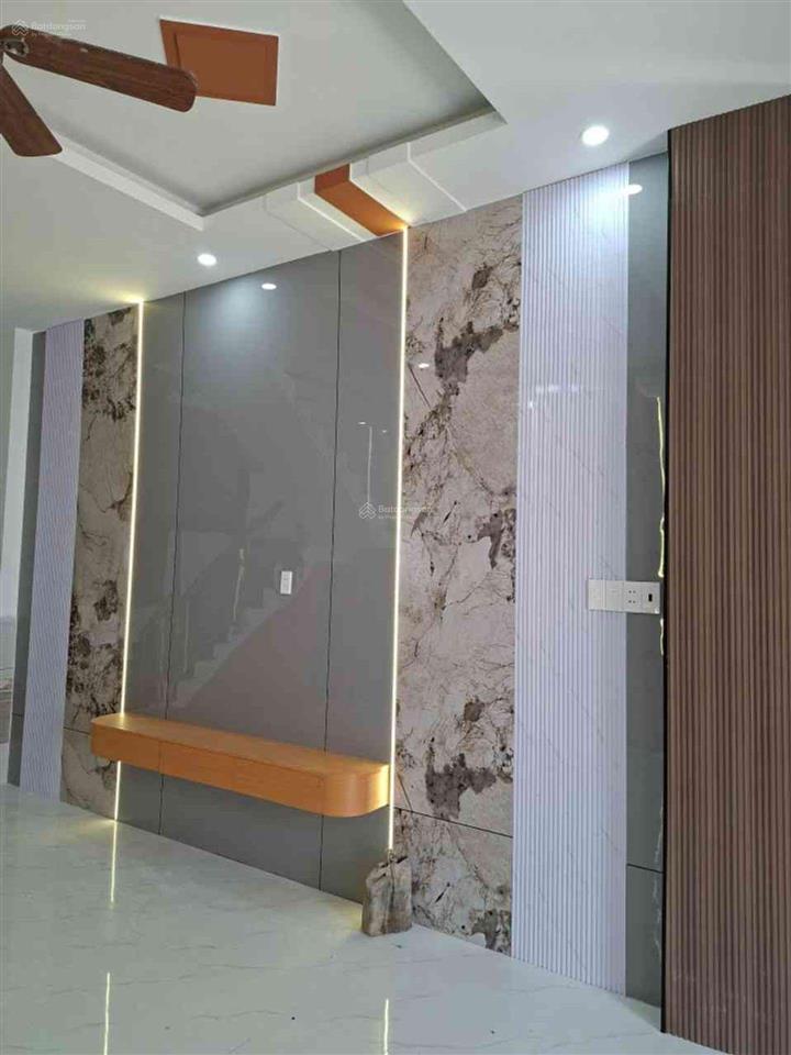 Nhà bán hẻm xe hơi  2 tầng btct 4,4m x 17m đường số 10 bình tân