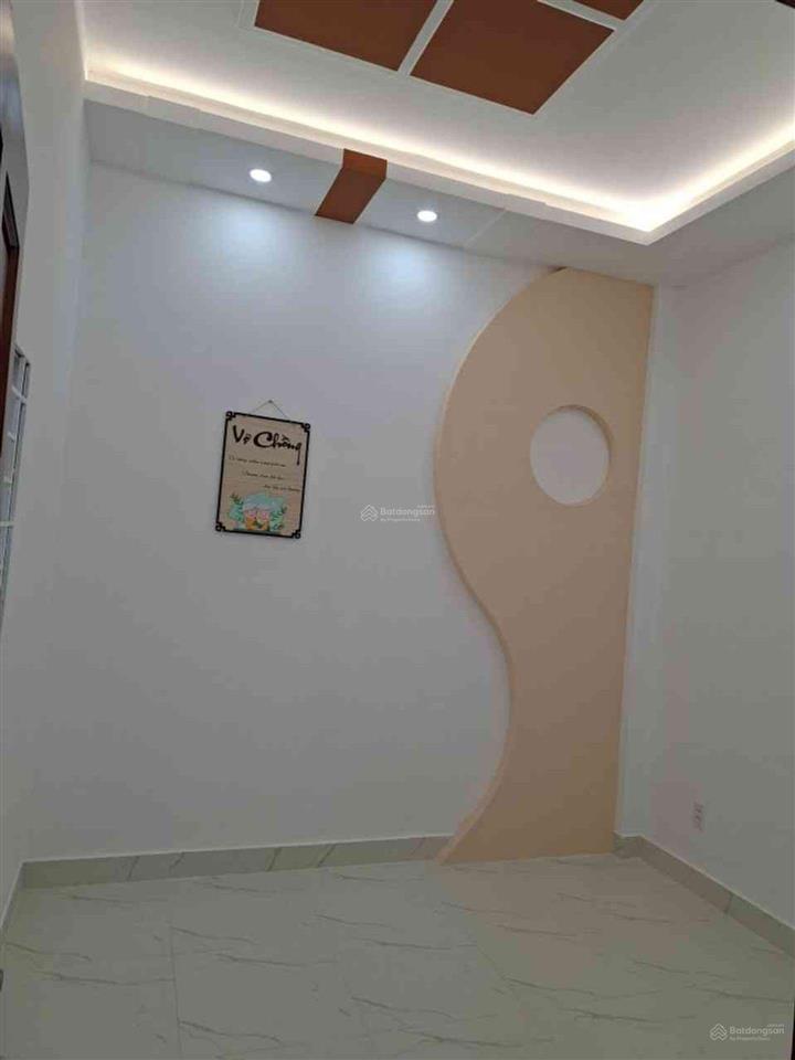 Nhà bán hẻm xe hơi  2 tầng btct 4,4m x 17m đường số 10 bình tân