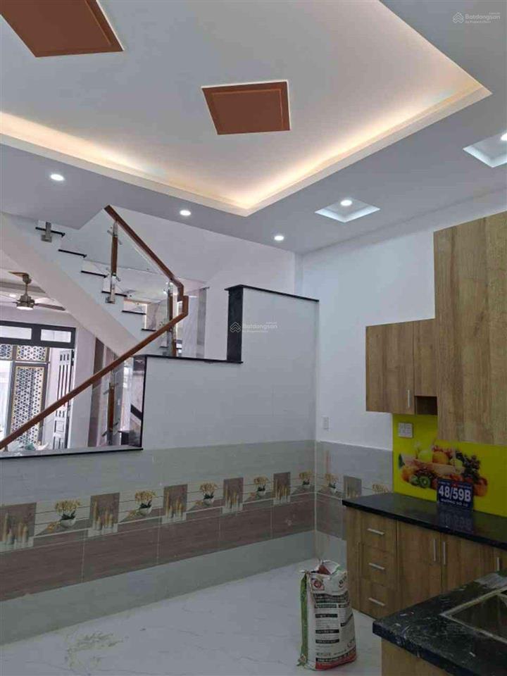 Nhà bán hẻm xe hơi  2 tầng btct 4,4m x 17m đường số 10 bình tân