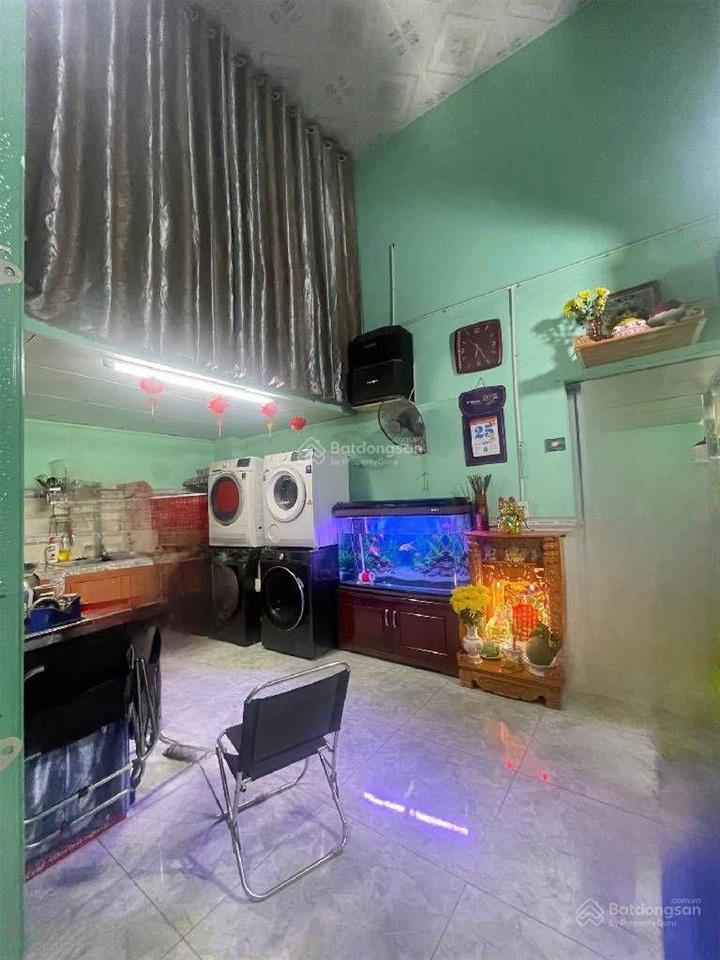 Bán dãy trọ gần cty pouyuen (bon chen) lô góc vị trí kinh doanh  80m
