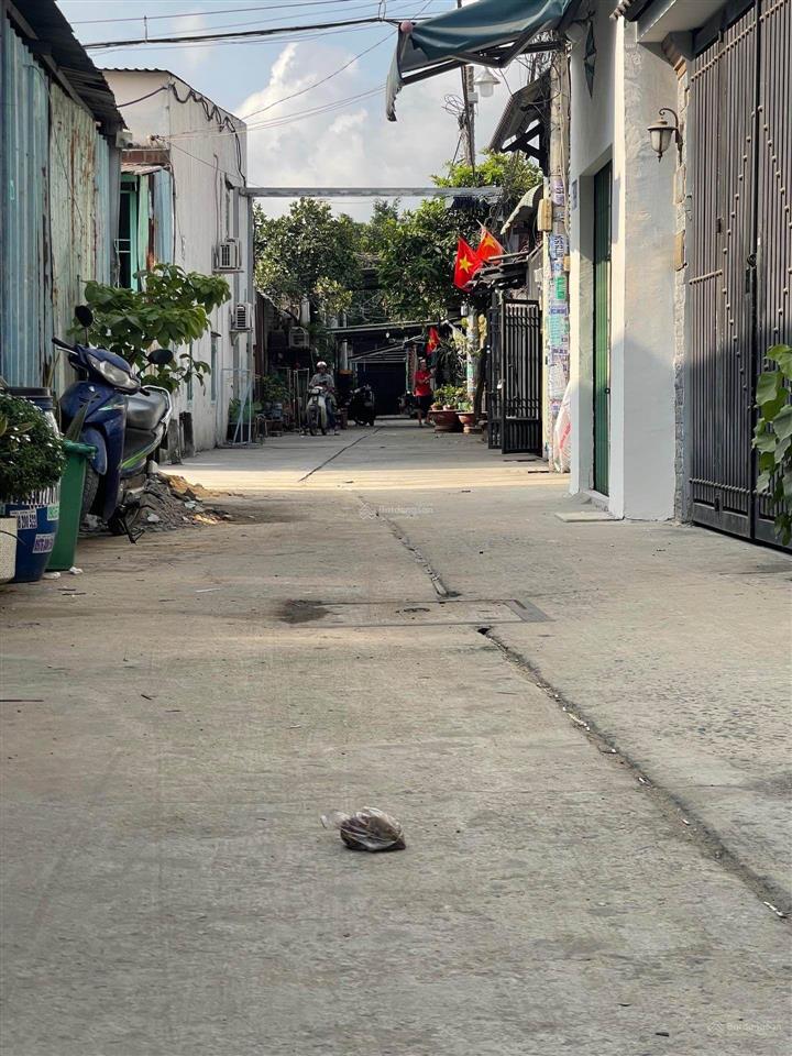 Bán nhà 2 tầng 71m2, ngay ngã tư gò mây bình tân