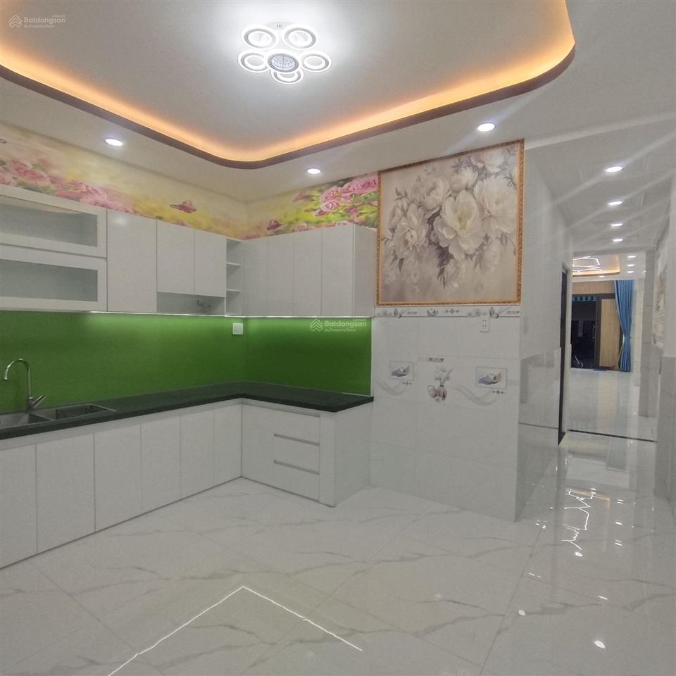 Nhà 2 tầng 76m2 bình tân ngang 4m  4pn, 2wc  giáp tân phú nhỉnh 5tỷ