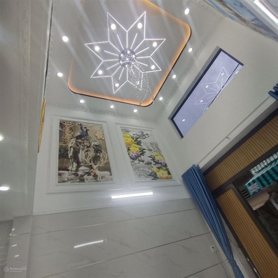 Nhà 2 tầng 76m2 bình tân ngang 4m  4pn, 2wc  giáp tân phú nhỉnh 5tỷ