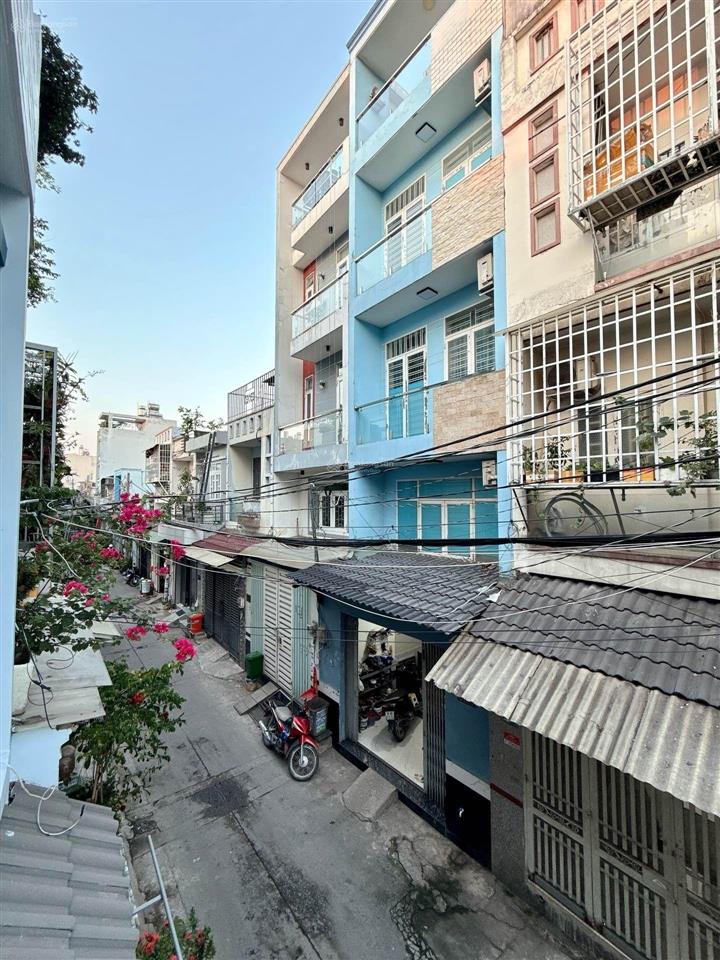 Bán nhà liên khu 45 ngay chợ bình thành