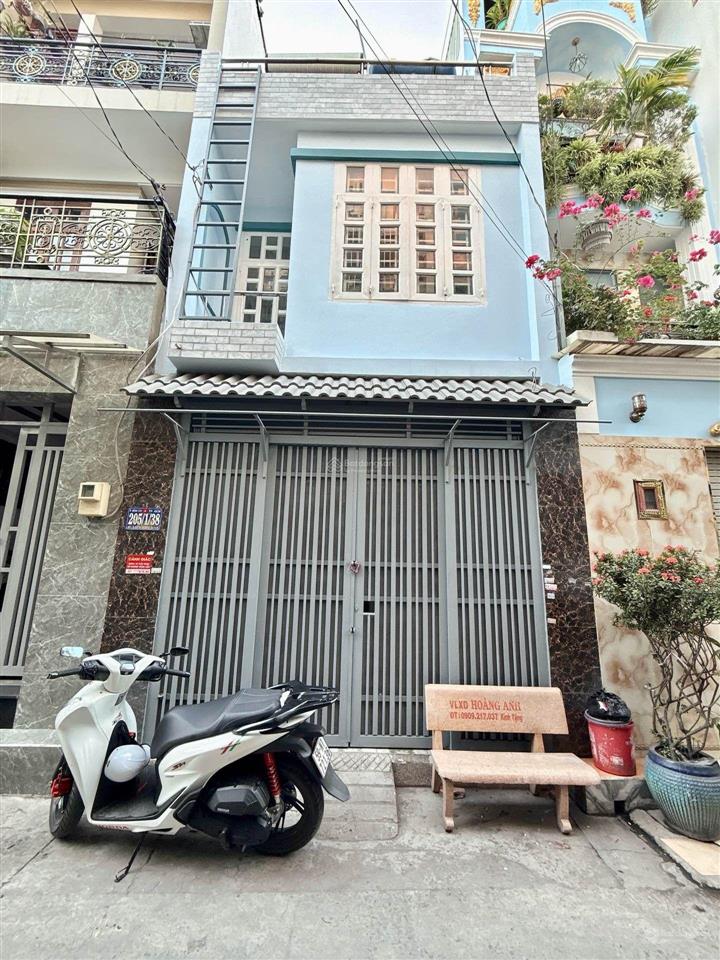 Bán nhà liên khu 45 ngay chợ bình thành