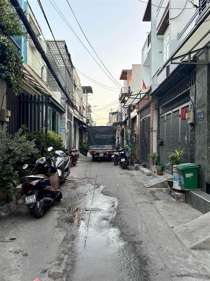 Bán nhà liên khu 45 ngay chợ bình thành