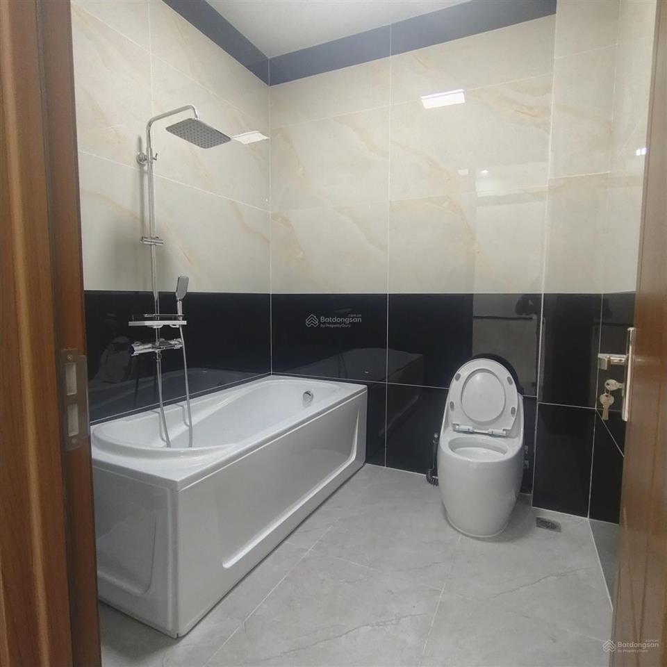 Bán nhà 4 tầng 100m2 sát tân kỳ tân quý tặng full nội thất nhỉnh 8 tỷ