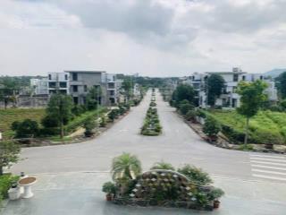 Cần bán gấp biệt thự phú cát city giá chỉ 80tr/m2, sẵn nhà thô, sẵn sổ công chứng0971 254 ***