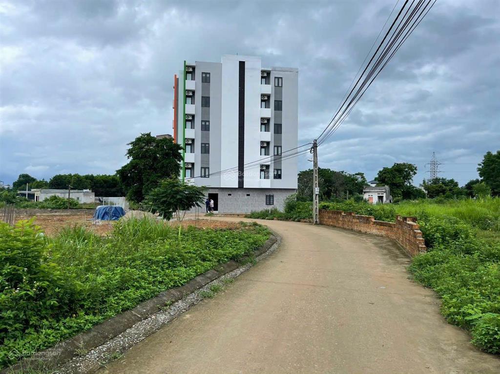 Bán gấp lô góc 153m2 bình yên, hoà lạc ngay cạnh đh fpt và đhqg giá hơn 30tr/m2. 0971 254 ***