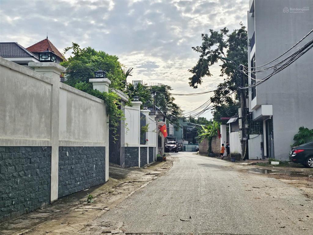 Bán đất trục chính làng bầu, phường vĩnh phúc, phú thọ.  0988 990 ***