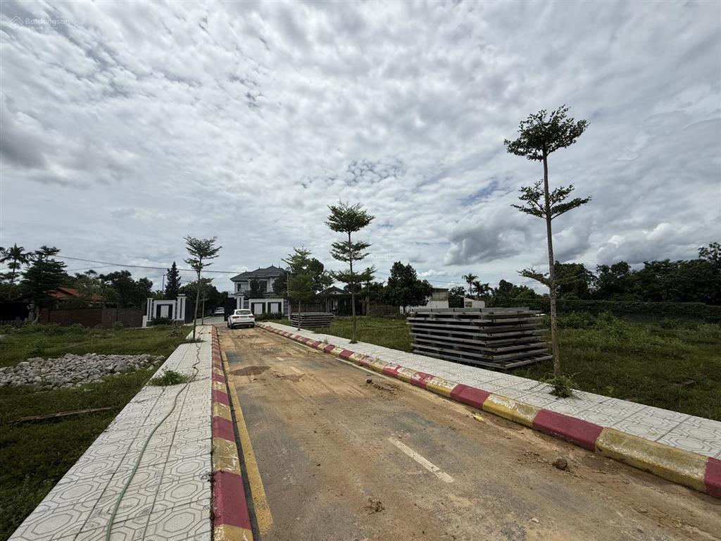 Chính chủ cần bán lại lô đất tại phú cát sát chợ long phú