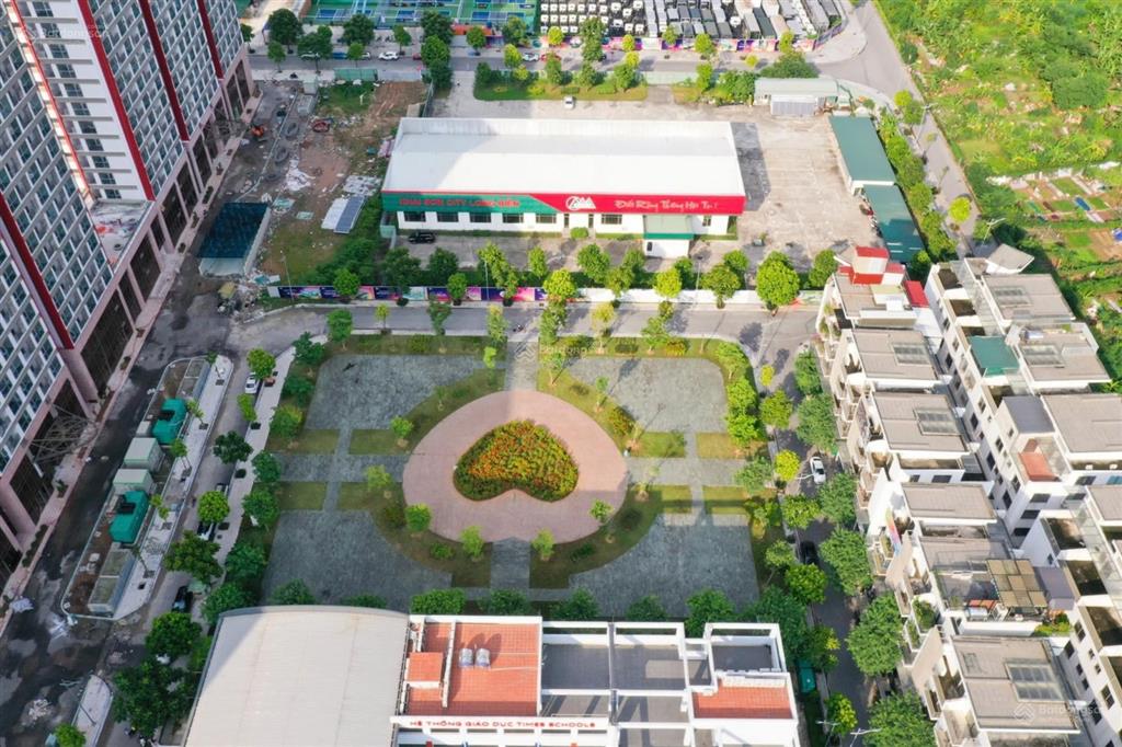 Cần bán căn 3pn  đông nam  chung cư khai sơn city  giá 8 tỷ x  sẵn sổ
