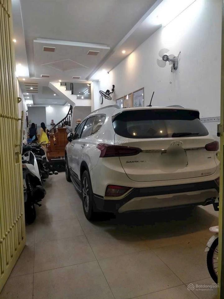 10.5 triệu/tháng, nhà 1 trệt 2 lầu, đường phạm ngọc thạch, p9, vũng tàu