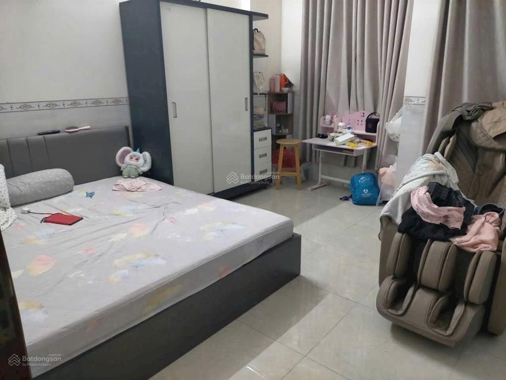 10.5 triệu/tháng, nhà 1 trệt 2 lầu, đường phạm ngọc thạch, p9, vũng tàu