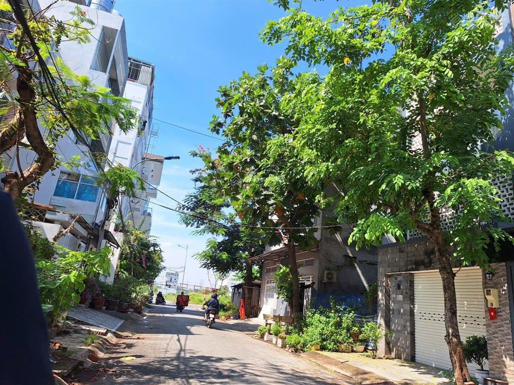 Đất kdc làng đại học, 5x25m, chỉ 9,99 tỷ, xây dựng tự do