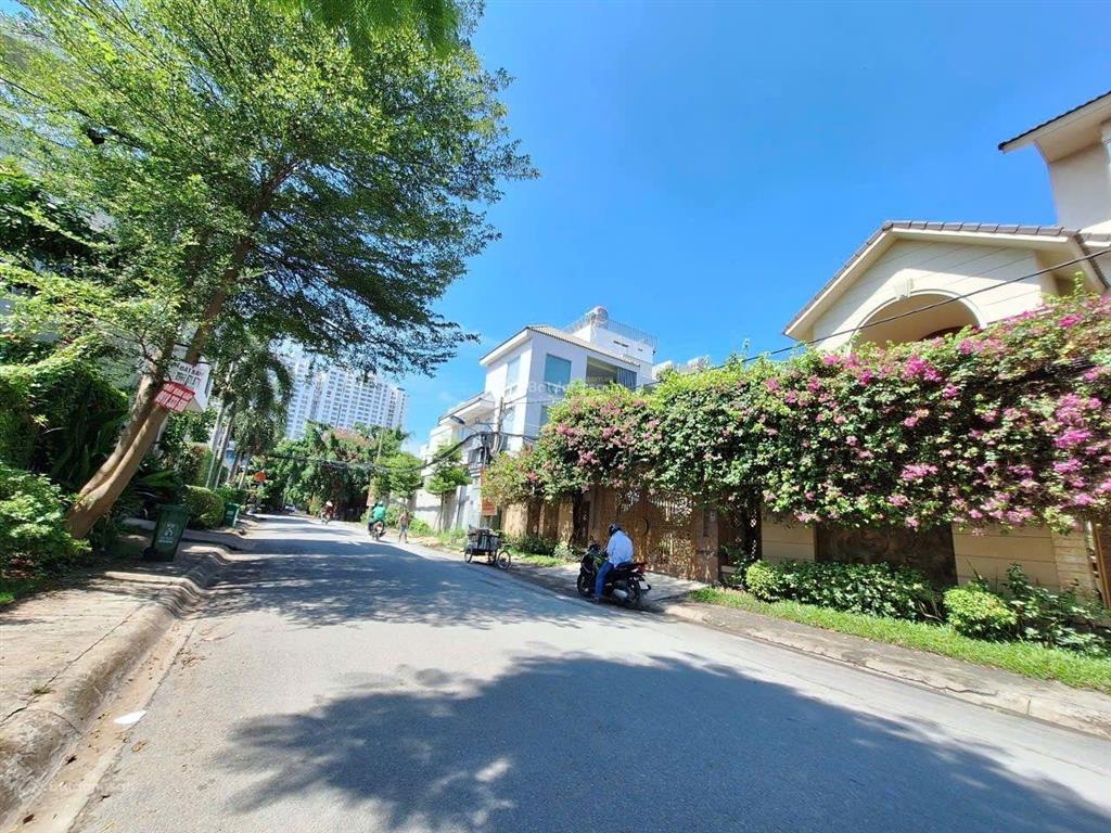 Đất kdc làng đại học, 5x25m, chỉ 9,99 tỷ, xây dựng tự do