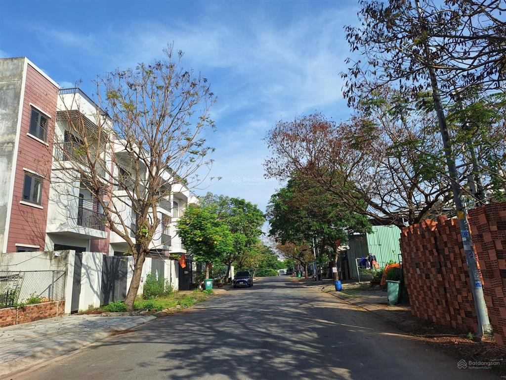 Chuyên mua bán đất sổ đỏ kdc tái định cư lập phúc, 62 triệu/m², xây dựng ngay