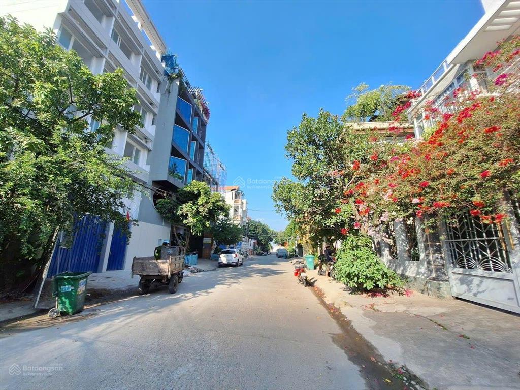 Siêu hiếm, đất nền làng đại học 5x20m, chỉ 9,2 tỷ, xây dựng 7 tầng