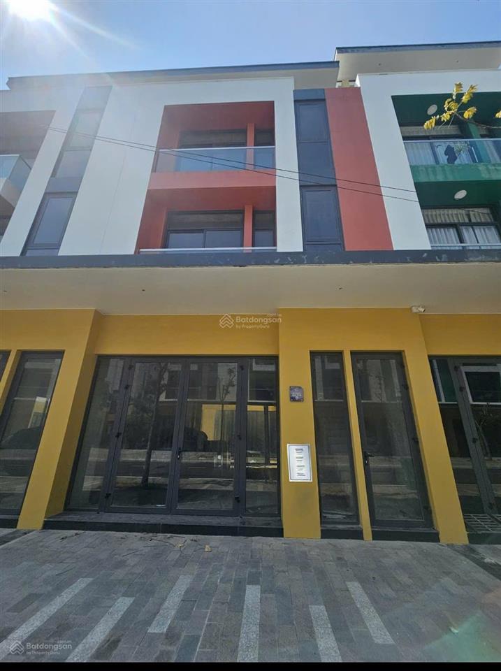 Bán biệt thự 5pn + 5wc, 95m2 tại sơn chi, meyhomes capital phú quốc, 5,7 tỷ vnd
