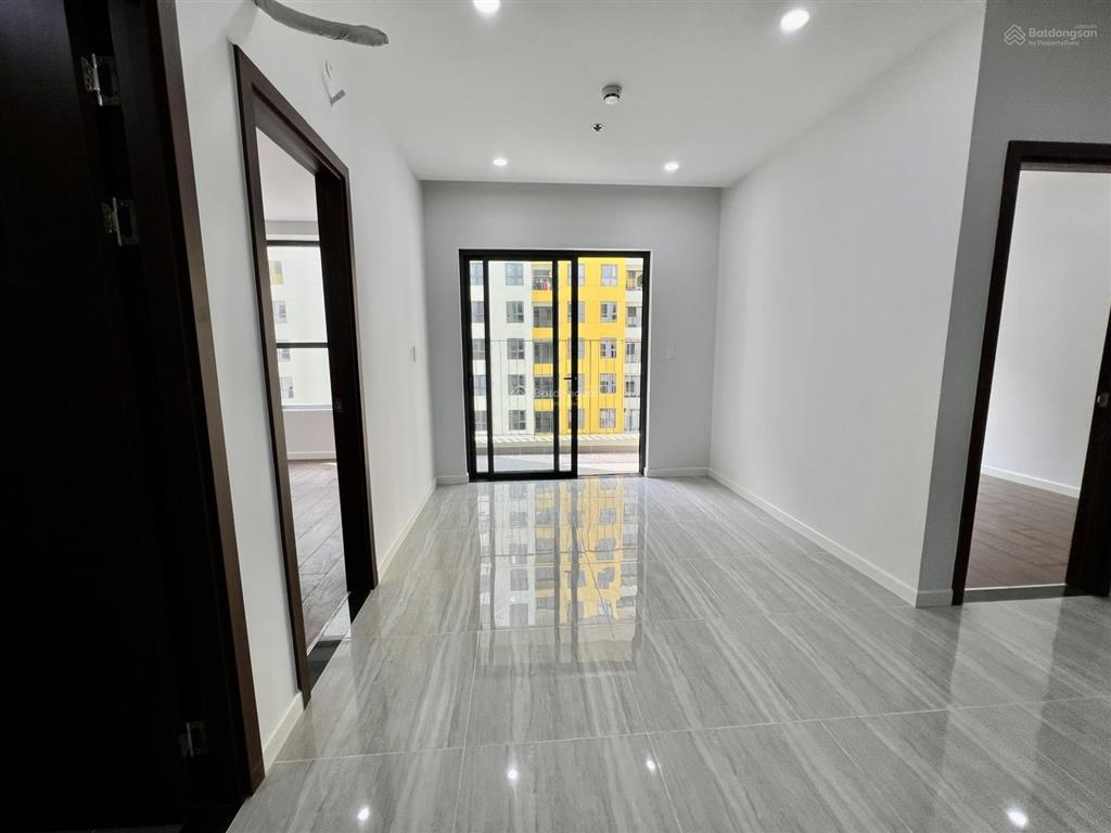 Cho thuê căn hộ 2pn2wc bcons city | sát làng đại học mới 100%