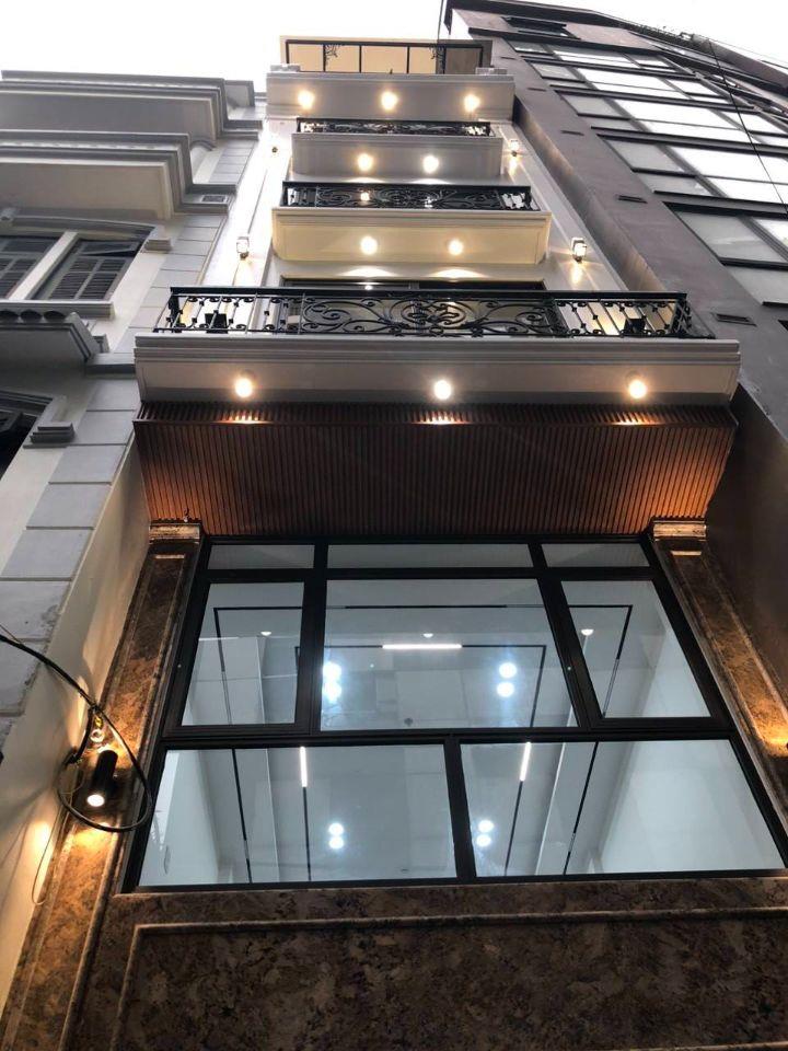 Bán 52m - 8 Tầng. ( Đường Bưởi ) Ba Đình. Ô Tô Kinh Doanh 