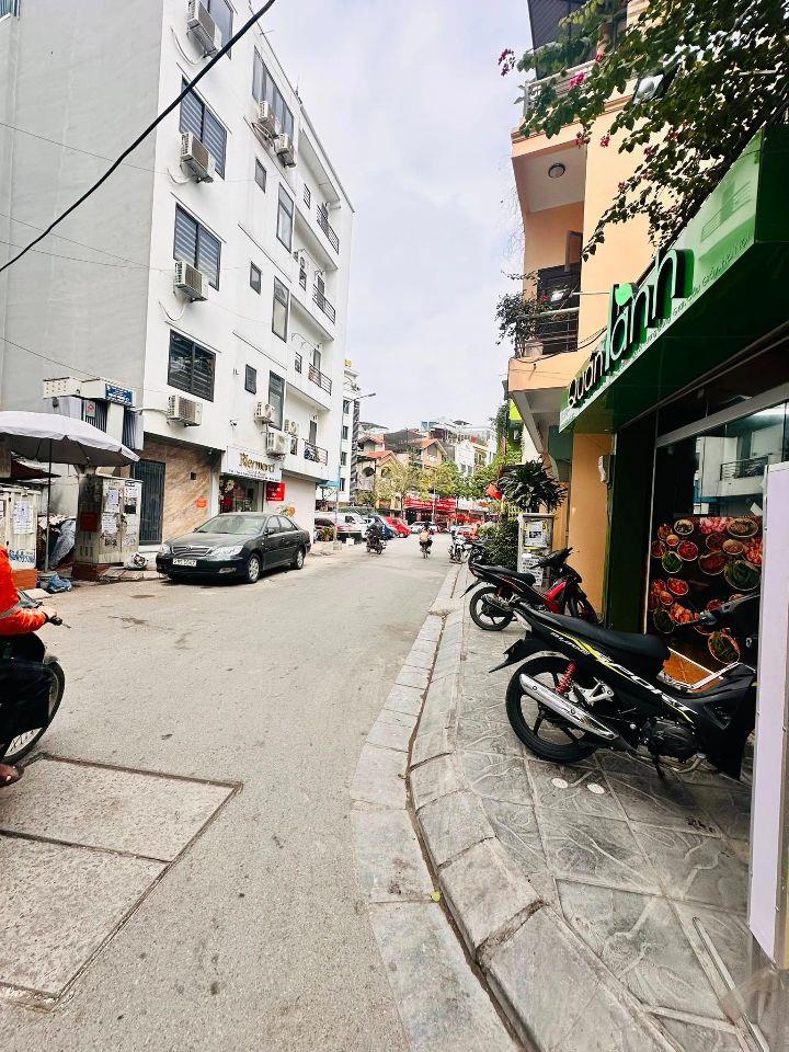 Bán 55m - 7 Tầng - 4.1m.Mạt Tiền. ( Khúc Thừa Dụ ) Cầu Giấy 