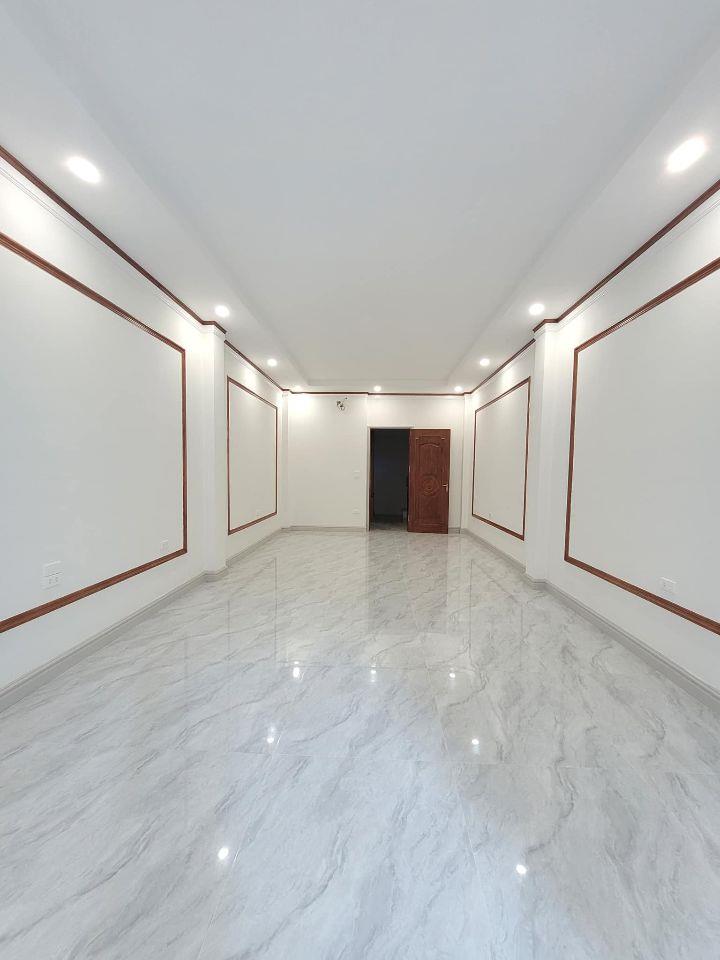 Bán 55m - 7 Tầng - 4.1m.Mạt Tiền. ( Khúc Thừa Dụ ) Cầu Giấy 