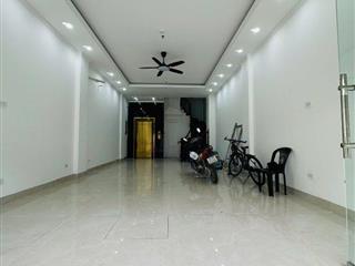 Bán 70m - 8 Tầng - 5m.Mặt Tiền. ( Mặt Phố Hồ Tùng Mậu ) Cầu Giấy 