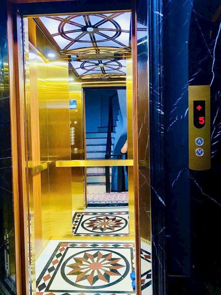 Bán 50m - 7 Tầng - 7m.Mặt Tiền.( Nguyễn Hy Quang ) Đống Đa 
