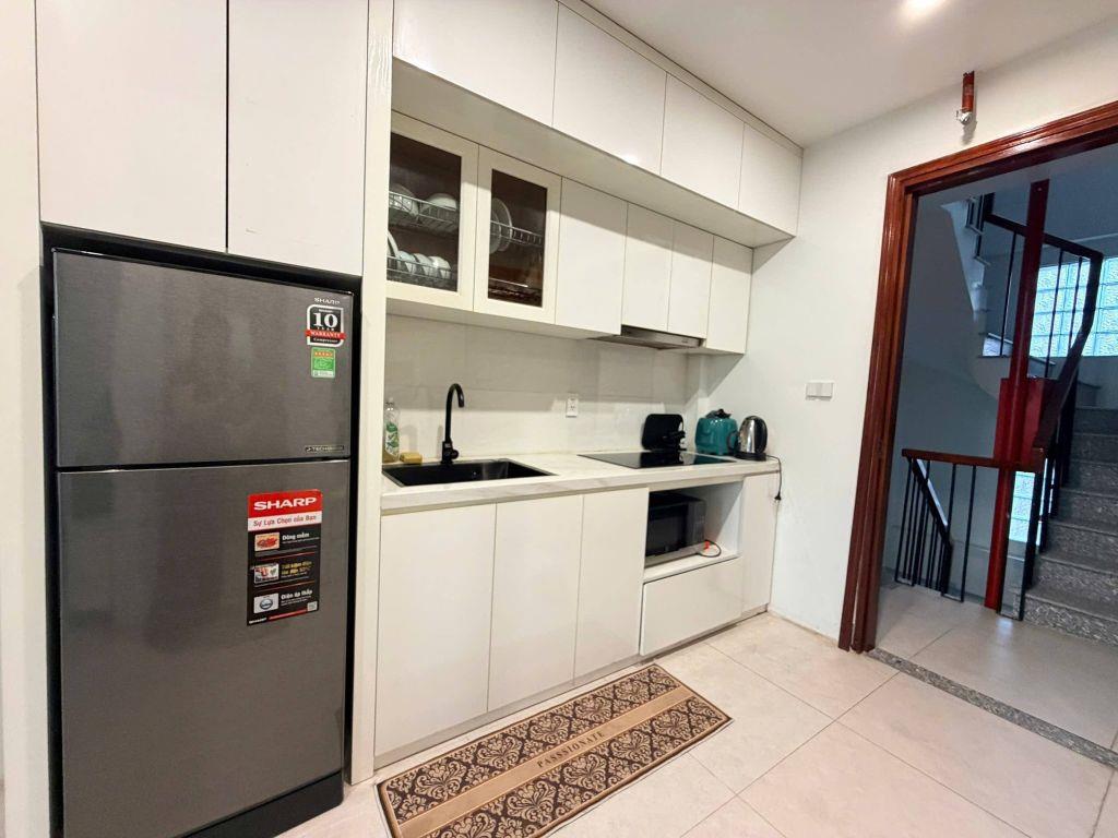 Bán 58m - 8 Tầng - 4m.Mặt Tiền.( Trịnh Công Sơn ) Tây Hồ