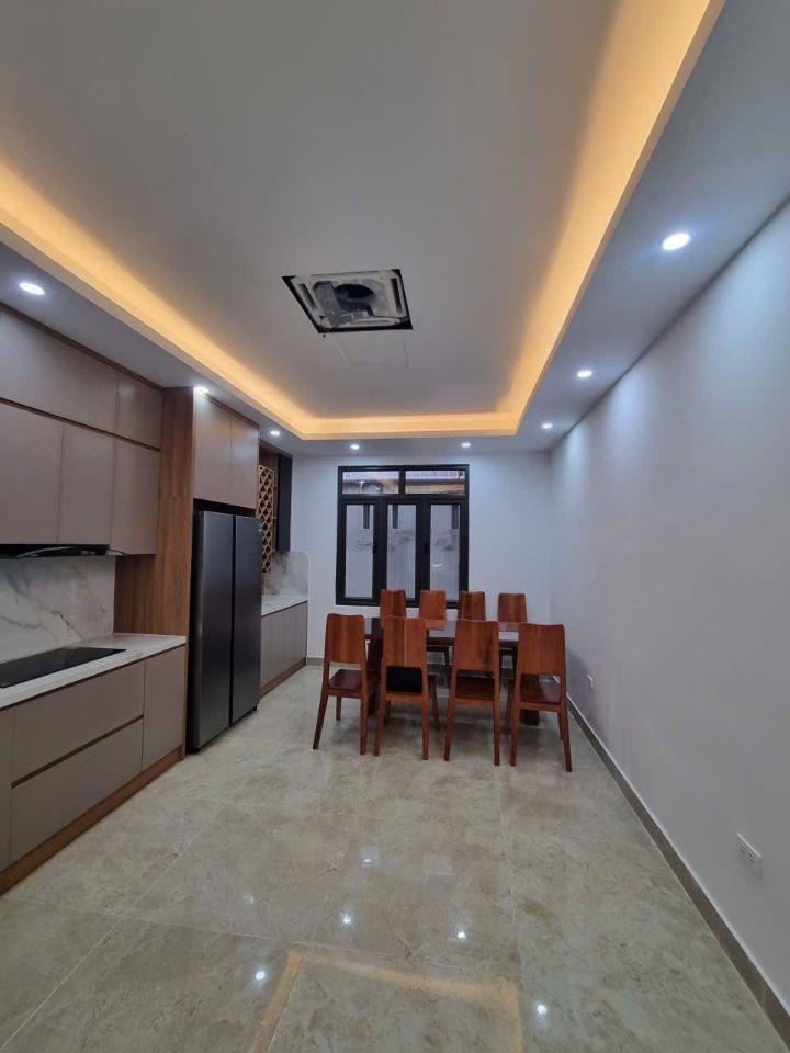 Bán 66m - 5 Tầng - 4.2m.Mặt Tiền.( Phạm Tuấn Tài ) Cầu Giấy 