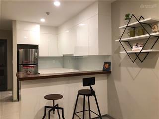 Bán ch lữ gia plaza 100m2, 3pn, 2wc, có bancon, căn góc, sh chính chủ. giá bán 6 tỷ còn tl giảm