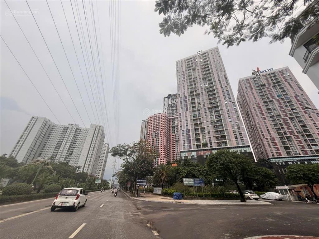 Usilk city hà đông3 tỷ 68,2m vào tên trực tiếp cđttầng đẹp hướng đẹpquý 12027 nhận nhà